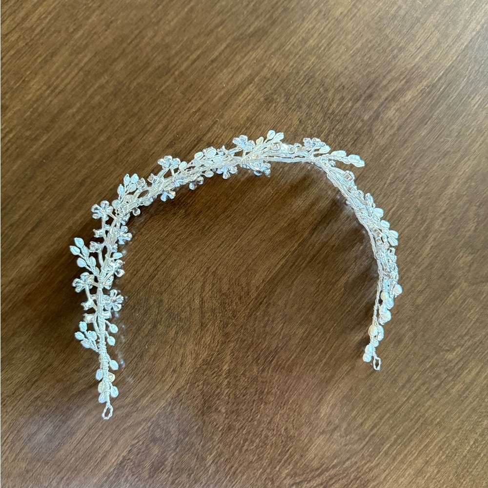 Elegant Silver Floral Headband